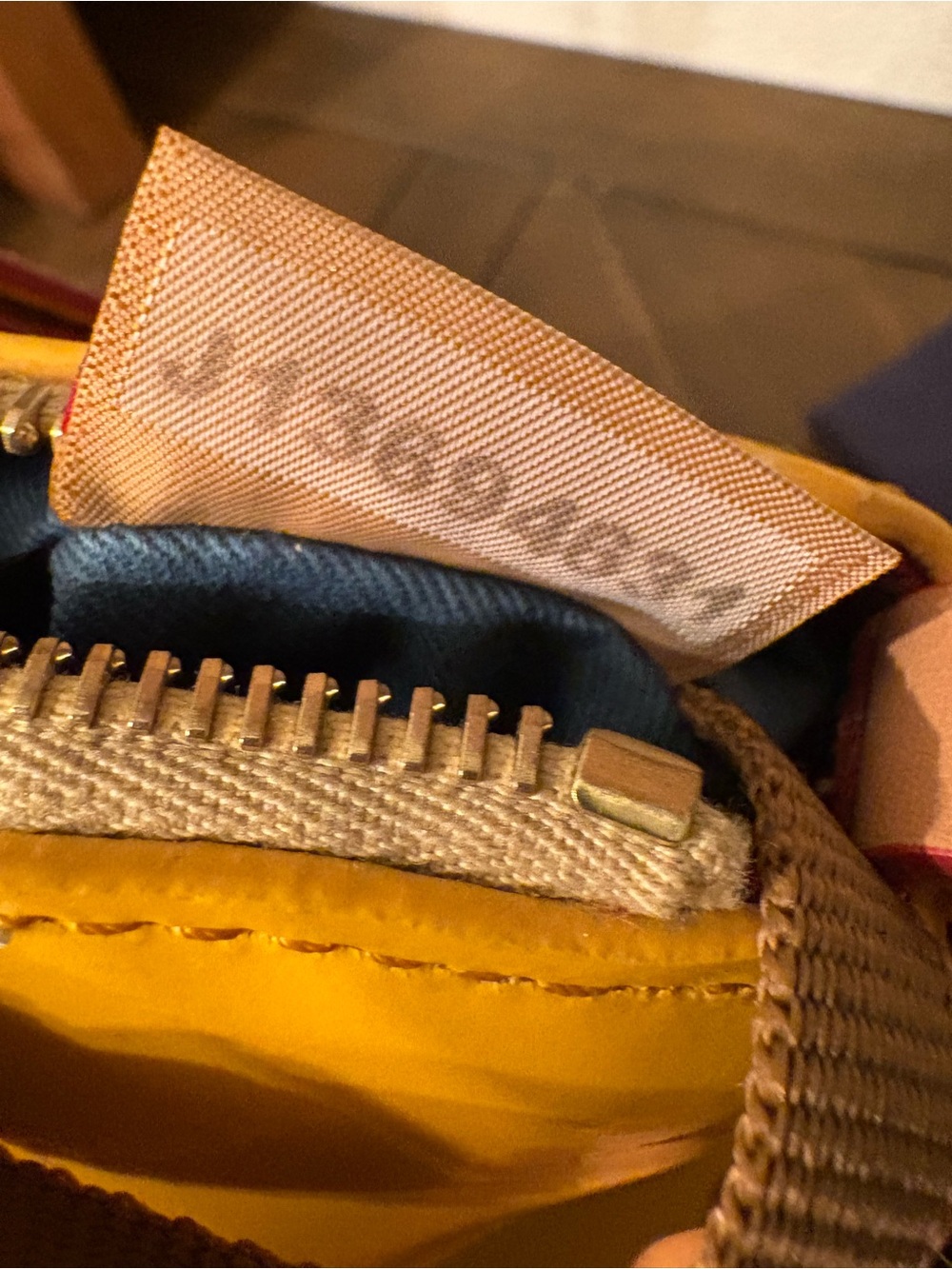 Dooney & Bourke Yellow Patent Leather Domed Satchel + Dust Bag & Reg Card - Picture 9 of 12